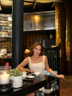 Акнур эскорт в городе Питер