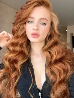 Алиса эскорт в городе Питер