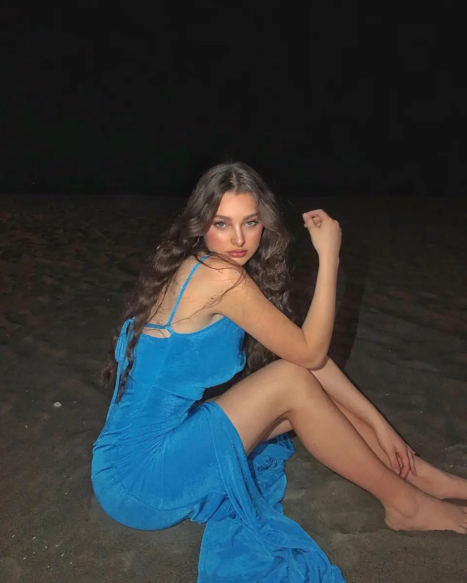 Камила эскорт в городе Питер