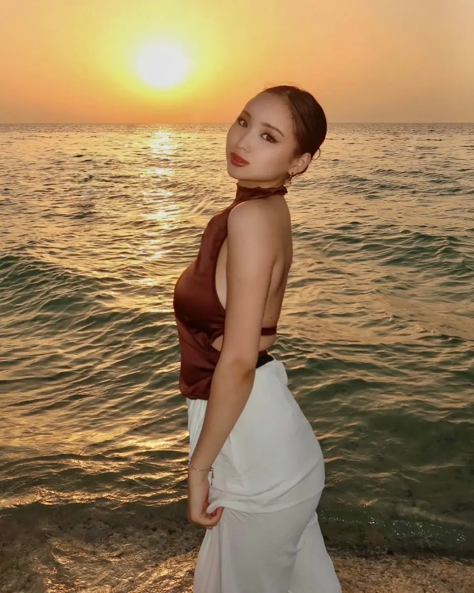 Кларенса эскорт в городе Питер