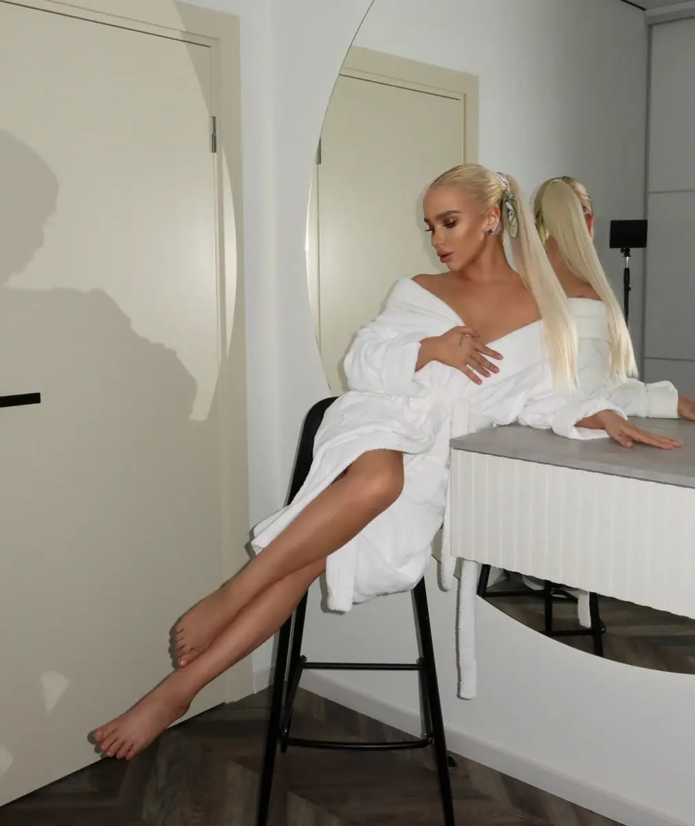 Даниэла эскорт в городе Питер