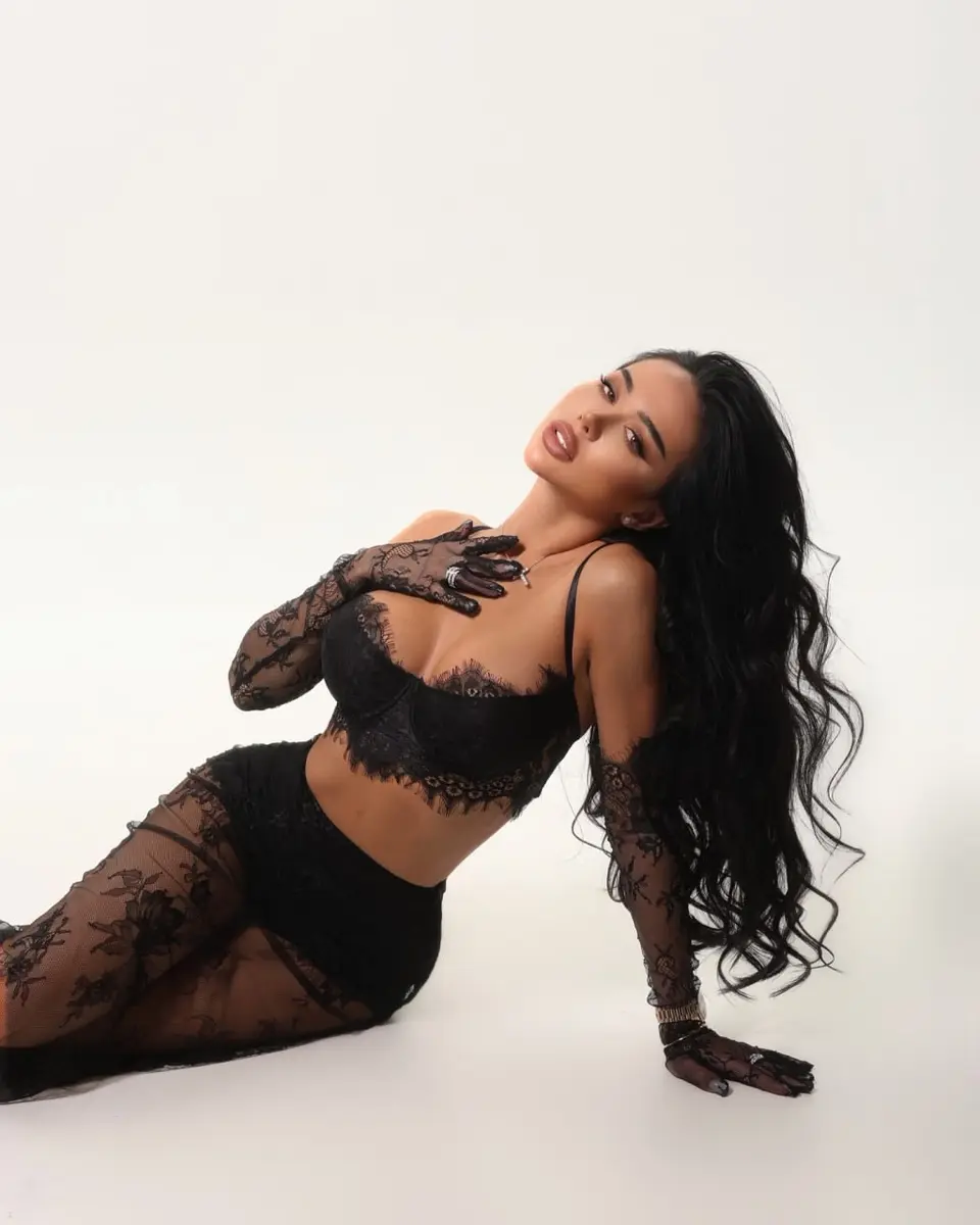 Инес эскорт в городе Питер