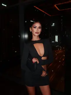 Жасмина эскорт в городе Питер