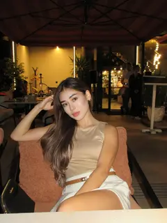 Лейла эскорт в городе Питер