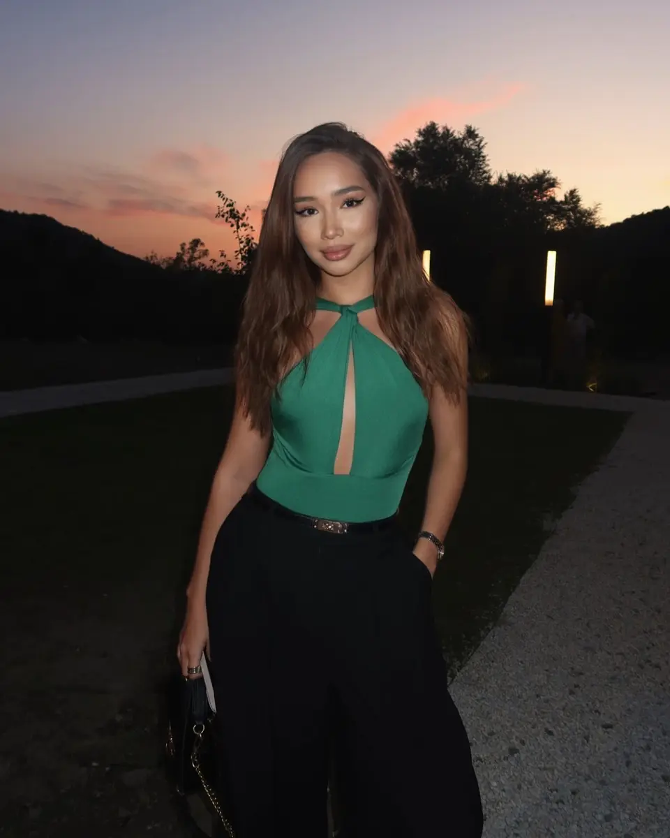 Мирелия эскорт в городе Питер