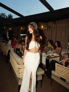 Юми эскорт в городе Питер